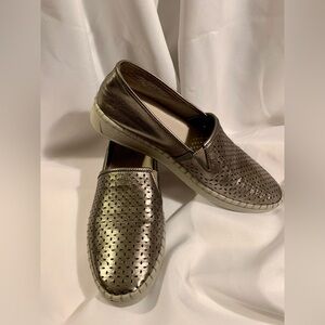 COUGAR all leather loafer style shoes, metallic pewter finish